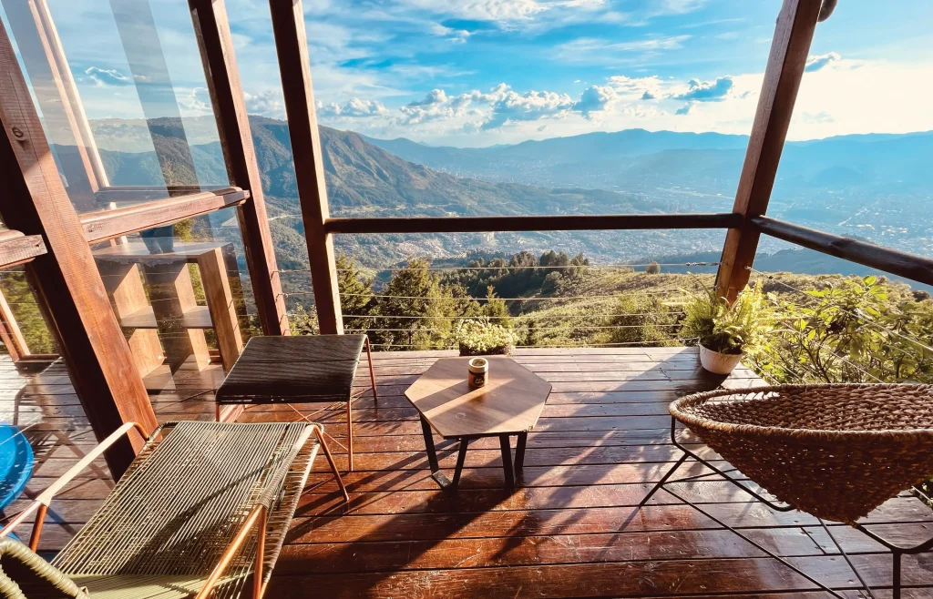 The Ultimate Guide to Treehouse & Elevated Cabin Stays Around the World acba5dae