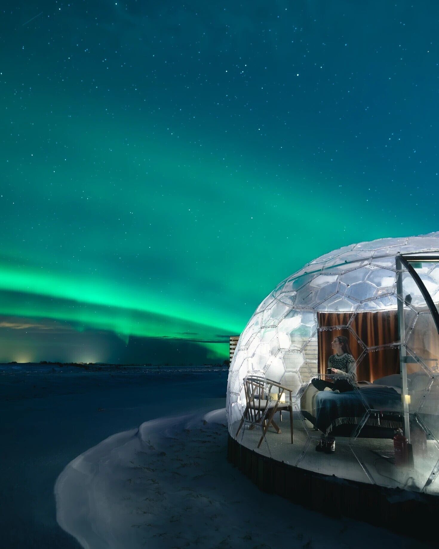 8 Glass Dome Hotels Where You Can Sleep Under the Northern Lights Bd3f8bbe