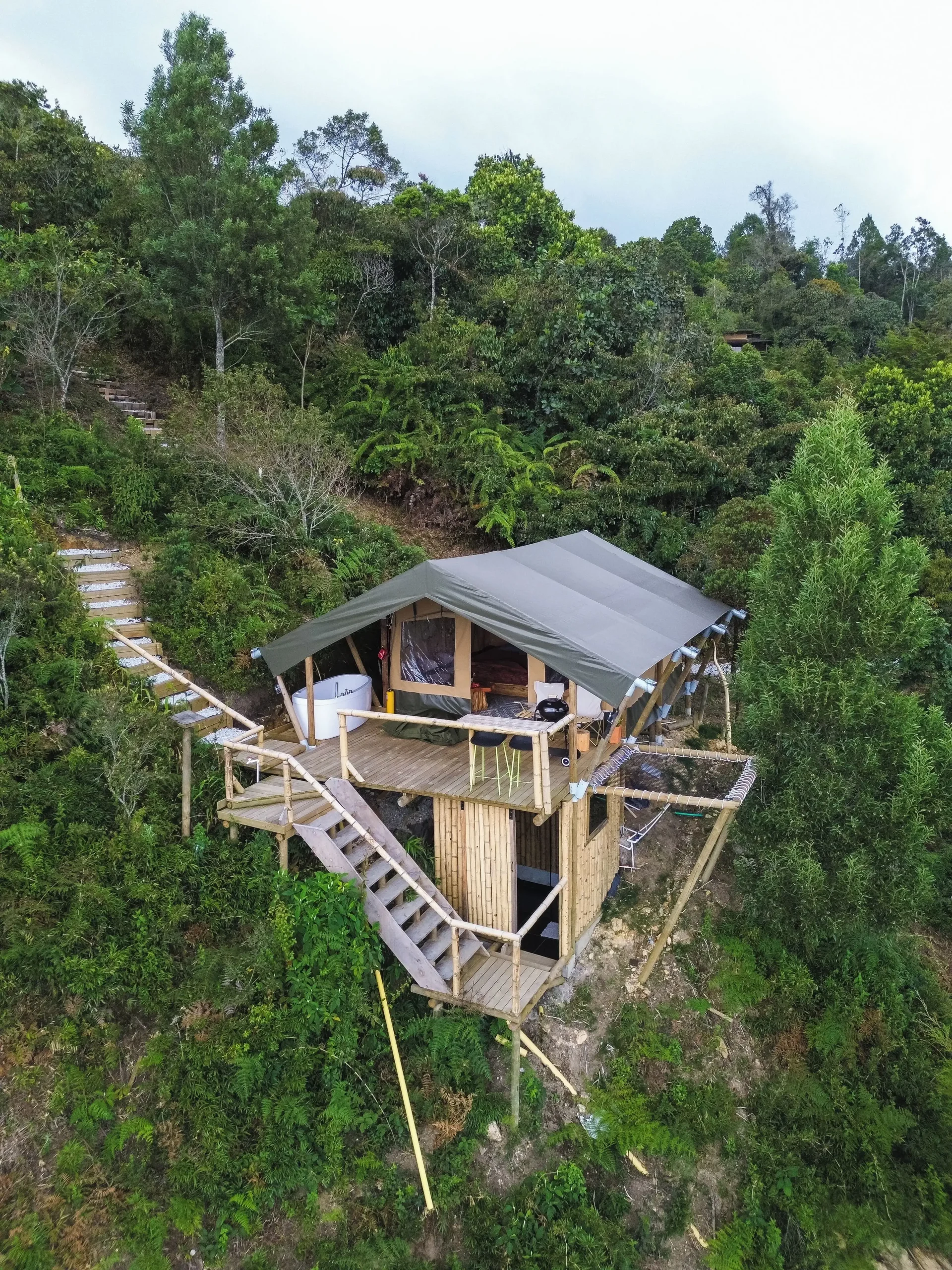 The Ultimate Guide to Treehouse & Elevated Cabin Stays Around the World fdf45477