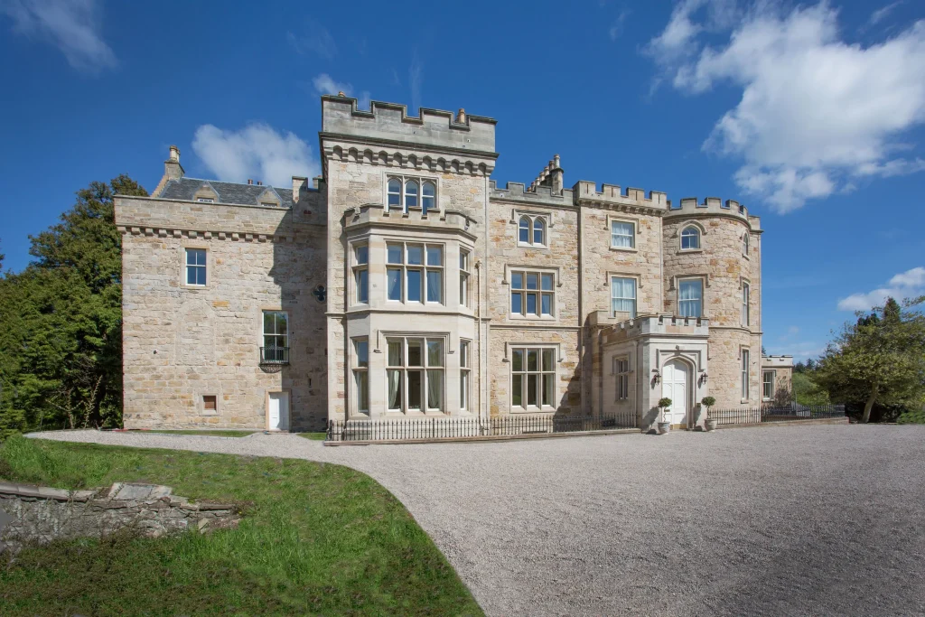 Crossbasket Castle Hotel